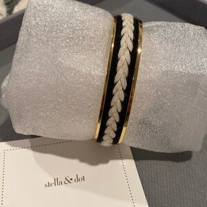 Stella & Dot Illuminate Cuff